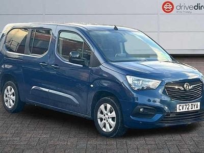 Used Vauxhall Combo S 102 HP (75 kW) 2022 Blue Estate