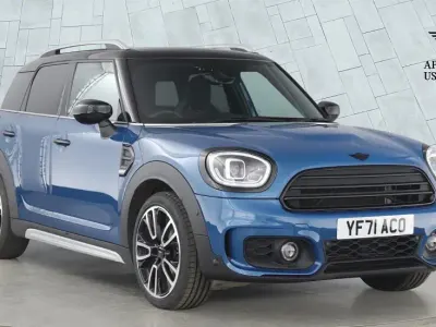 Used Mini Cooper Countryman Sport 134 HP (98 kW) 2022 Blue SUV