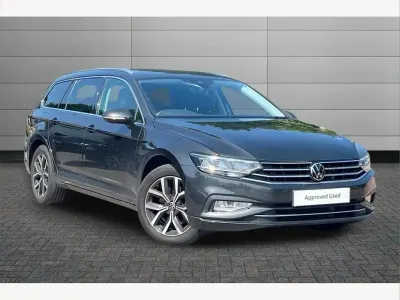 Used VW Passat SEL 150 HP (110 kW) 2022 Grey Estate