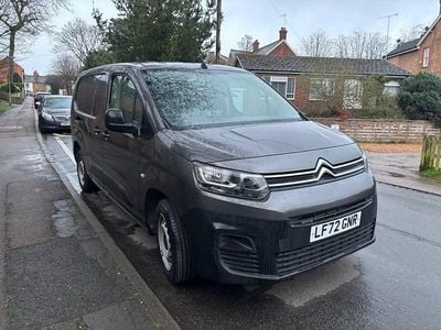 Used Citroën Berlingo 100 HP (73 kW) 2023 Grey MPV