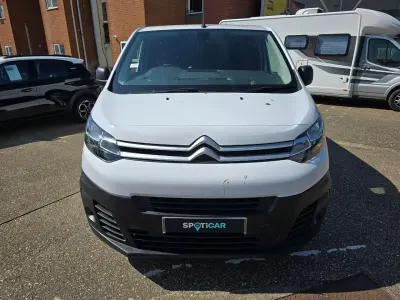 Używany Citroën Dispatch 142 KM (104 kW) 2023 Biały Minivan