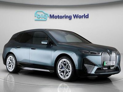 BMW iX