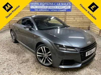 Begagnad Audi TT S-Line 180 HK (132 kW) 2016 Grå Sportkupé
