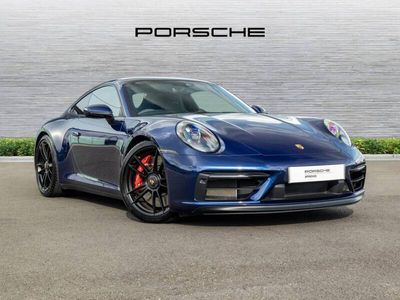 Porsche 911 Carrera 4 GTS