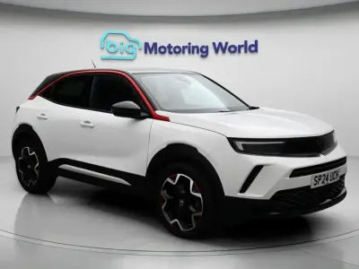 Second-hand Vauxhall Mokka 136 CP (100 kW) 2024 Alb SUV