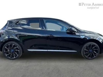 Used Renault Clio V Esprit Alpine 140 HP (102 kW) 2023 Black