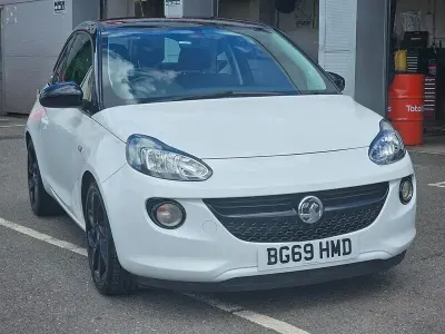 Used Vauxhall Adam 70 HP (51 kW) 2019 White Hatchback