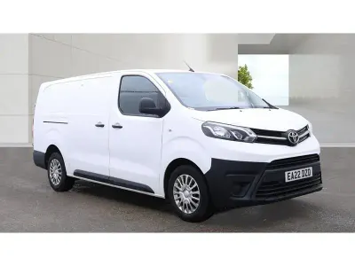 Used Toyota Proace 142 HP (104 kW) 2022 White MPV