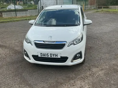 Used Peugeot 108 Allure 82 HP (60 kW) 2015 White Hatchback