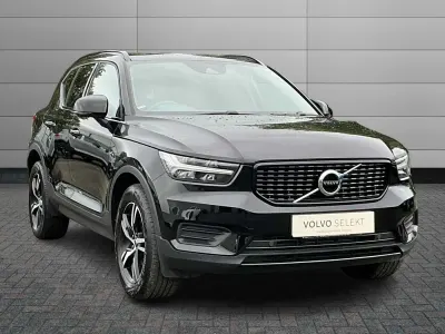 Used Volvo XC40 R-Design 161 HP (118 kW) 2022 SUV