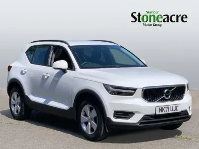 Used Volvo XC40 Momentum 129 HP (94 kW) 2022 White SUV