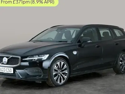 Used Volvo V60 Core 163 HP (119 kW) 2022 Black Estate
