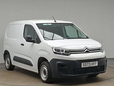 Used Citroën Berlingo 100 HP (73 kW) 2024 White MPV