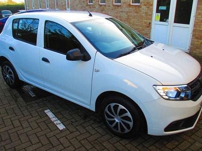 Używany Dacia Sandero Essentiel 91 KM (66 kW) 2020