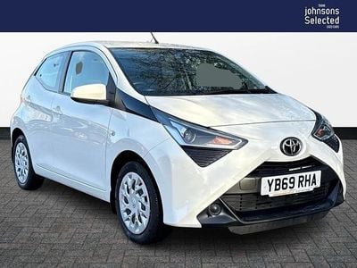 White Used 2019 Toyota Aygo X-play Hatchback | £7,763 (Fair price)