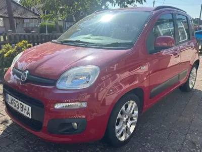 Used Fiat Panda Lounge 69 HP (50 kW) 2013 Red Hatchback