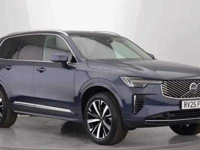 Used Volvo XC90 Core 250 HP (183 kW) 2025 SUV