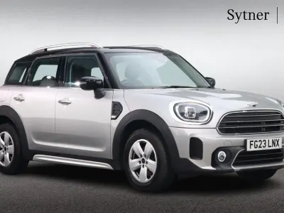 Używany Mini Cooper Countryman Classic 134 KM (98 kW) 2023 Srebrny SUV
