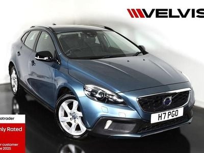 Used Volvo V40 115 HP (84 kW) 2014 Blue Hatchback
