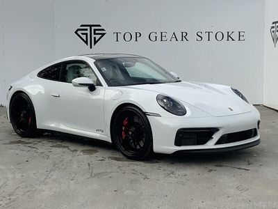 Porsche 911 Carrera GTS