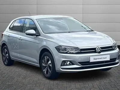 Używany VW Polo Match 95 KM (69 kW) 2021 Srebrny Hatchback