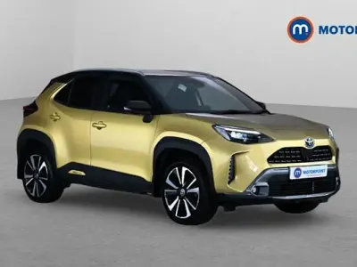 Used Toyota Yaris Cross Edition 116 HP (85 kW) 2022 Yellow SUV