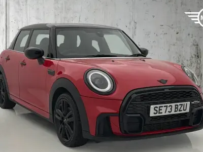 Used Mini Cooper Hatch 134 HP (98 kW) 2024 Red Hatchback