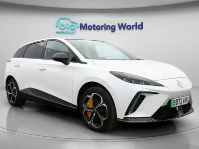 Used MG MG4 EV Trophy 319 kW (435 HP) 2023 White Hatchback