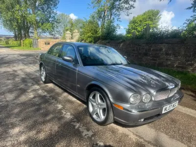 Used Jaguar XJ Executive 207 HP (152 kW) 2007 Grey Sedan