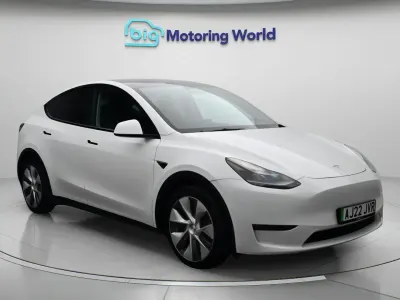 Used Tesla Model Y Long Range AWD 378 kW (514 HP) 2022 White SUV
