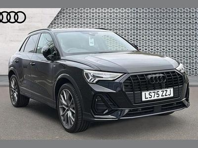 Begagnad Audi Q3 Black Edition 150 HK (110 kW) 2025 Svart SUV