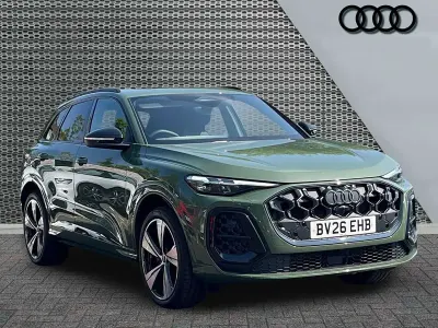 New Audi Q5 Comfort 2026 Green SUV