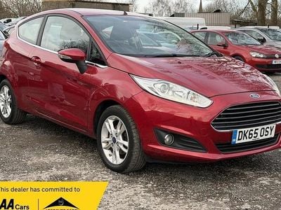 Used Ford Fiesta Zetec 2015 Red Hatchback