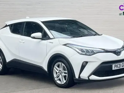 Used Toyota C-HR 122 HP (89 kW) 2021 White SUV