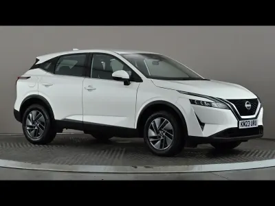 Used Nissan Qashqai Acenta Premium 2023 White SUV