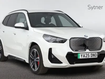 Begagnad BMW iX1 M Sport 227 kW (309 HK) 2025 Vit SUV