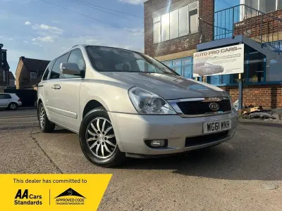 Used Kia Sedona 2012 Silver MPV