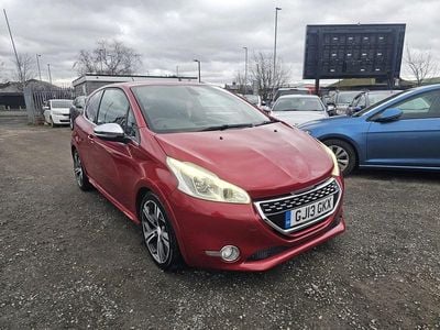 Used Peugeot 208 GTi 200 HP (147 kW) 2013 Red Hatchback