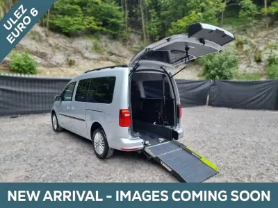 Used VW Caddy Maxi Life 122 HP (89 kW) 2020 Silver MPV