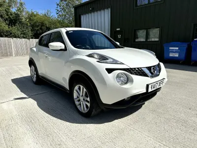 Used Nissan Juke N-Connecta 110 HP (80 kW) 2017 White SUV