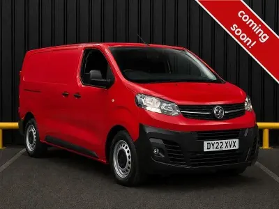Used Vauxhall Vivaro 100 HP (73 kW) 2022 Red MPV
