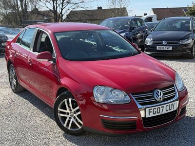 Used VW Jetta SE 105 HP (77 kW) 2007 Red Sedan