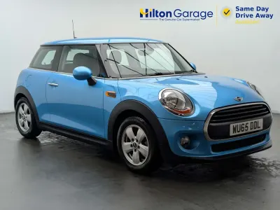 Usado Mini ONE Hatch 102 CV (75 kW) 2015 Azul Utilitario