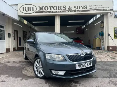 Used Skoda Octavia SE L 110 HP (80 kW) 2016 Grey Estate