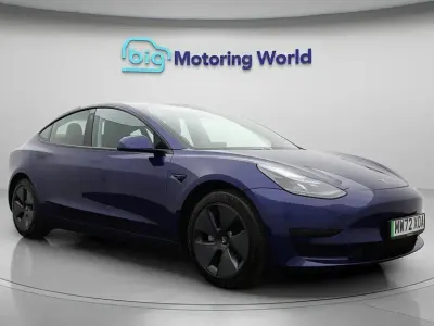 Używany Tesla Model 3 RWD 177 kW (241 KM) 2022 Sedan/Limuzyna