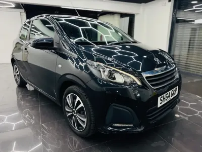 Used Peugeot 108 Active 68 HP (50 kW) 2014 Black Hatchback