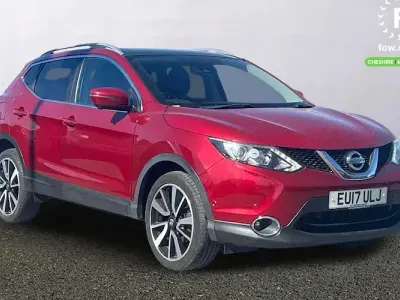 Używany Nissan Qashqai Tekna 116 KM (85 kW) 2017 Czerwony SUV