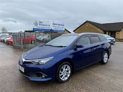 used Toyota Auris 1.6 D 4D BUSINESS EDITION TOURING SPORTS 5d 110 BHP