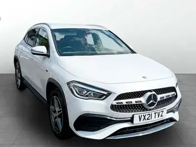 Used Mercedes GLA250 Exclusive 2021 White SUV