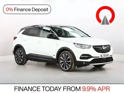 Used Vauxhall Grandland X Business Edition 300 HP (220 kW) 2020 White SUV